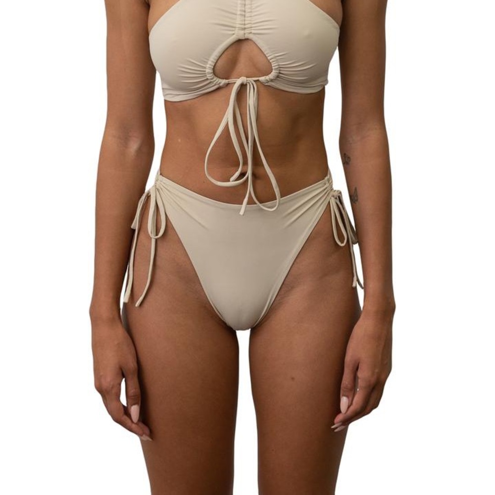 Riot swim carter bottom coconut
